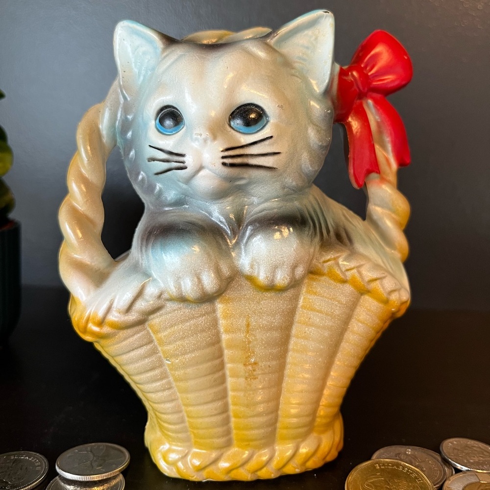 Vintage Kitten Coin Bank
